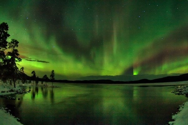 Aurora Nordlichterspiegelung | © Nellim / Wilderness Hotels & Safaris